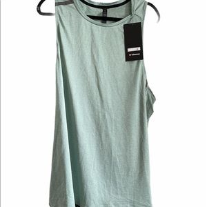 Men’s XL lululemon tank